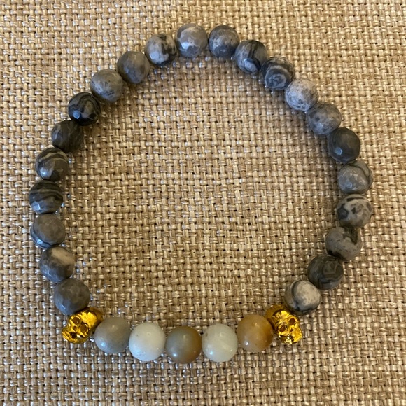 Last 2! Skull Stretch Jasper Bracelet - Picture 4 of 5